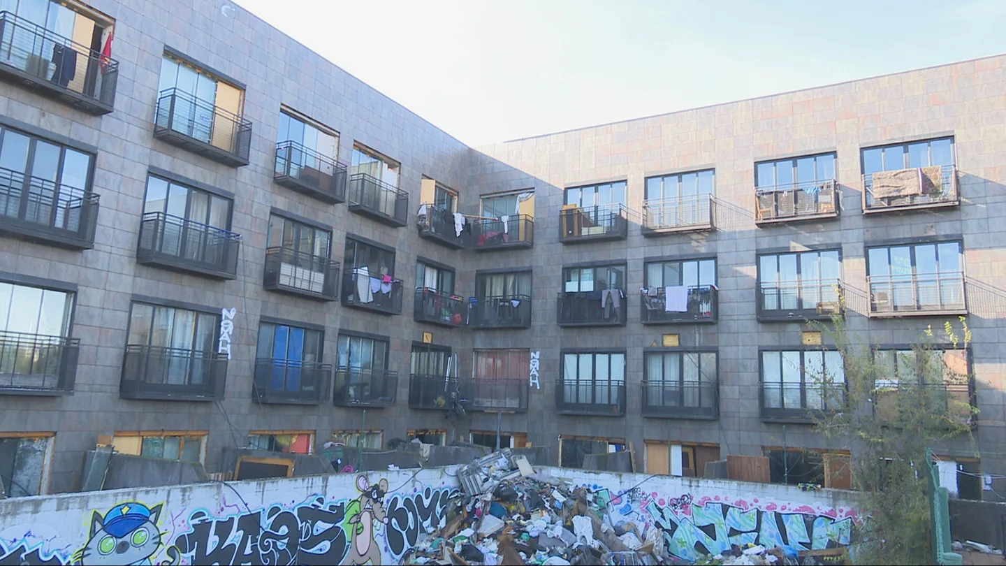 El Ayuntamiento de Madrid pretende desalojar a 200 familias sin recursos de hotel abandonado Imagen del hotel