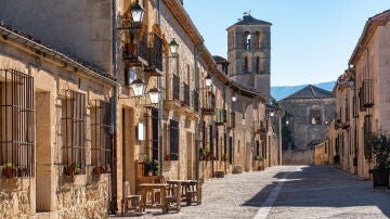 Una de las calles de Pedraza, en Segovia