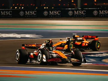 Lando Norris le devuelve los favores a Oscar Piastri y le regala la Sprint en Qatar Lando Norris le devuelve los favores a Oscar Piastri y le regala la Sprint en Qatar