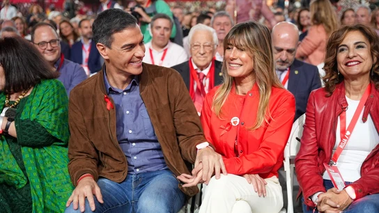 Pedro Sánchez y Begoña Gómez en el Congreso Federal del PSOE Pedro Sánchez y Begoña Gómez en el Congreso Federal del PSOE