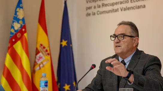 El conseller para la Recuperación Económica y Social, Gan Pampols, durante su primera rueda de prensa. El conseller para la Recuperación Económica y Social, Gan Pampols, durante su primera rueda de prensa.