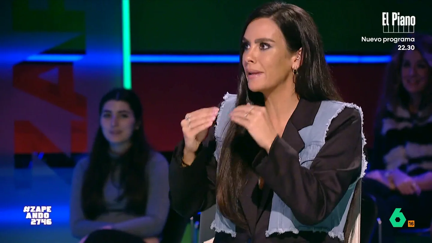 Cristina Pedroche, agobiada con su vestido de Nochevieja: "No están saliendo muy bien las pruebas" Cristina Pedroche, agobiada con su vestido de Nochevieja: "No están saliendo muy bien las pruebas"