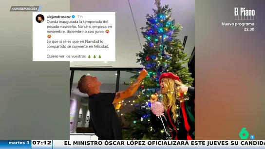 El posado navideño de Alejandro Sanz y Candela Márquez: "Lo compartido se convierte en felicidad" El posado navideño de Alejandro Sanz y Candela Márquez: "Lo compartido se convierte en felicidad"