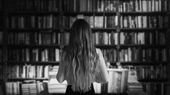 La Vecina Rubia ya tiene nueva novela