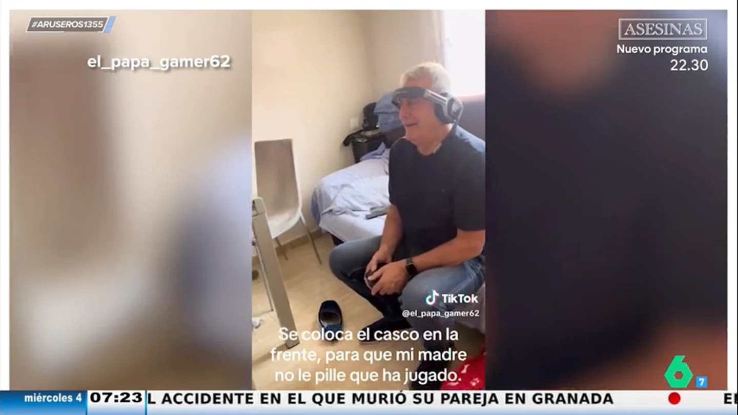 El truco de un hombre para colocarse los cascos y que su mujer no sospeche que ha estado jugando a la PlayStation El truco de un hombre para colocarse los cascos y que su mujer no sospeche que ha estado jugando a la PlayStation