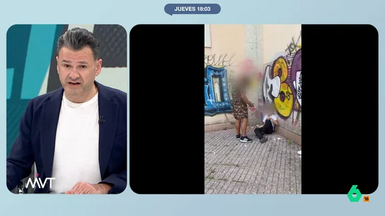 Iñaki López, sobre el agresor de Vigo: "No deja de ser un pobre desgraciado que va a ser carne de cañón si no se le resocializa" Iñaki López reacciona en este vídeo a las palizas que un grupo de jóvenes de Vigo está propinando a niños y que luego suben a las redes sociales. Los padres de las víctimas llevan denunciando este acoso dos años.