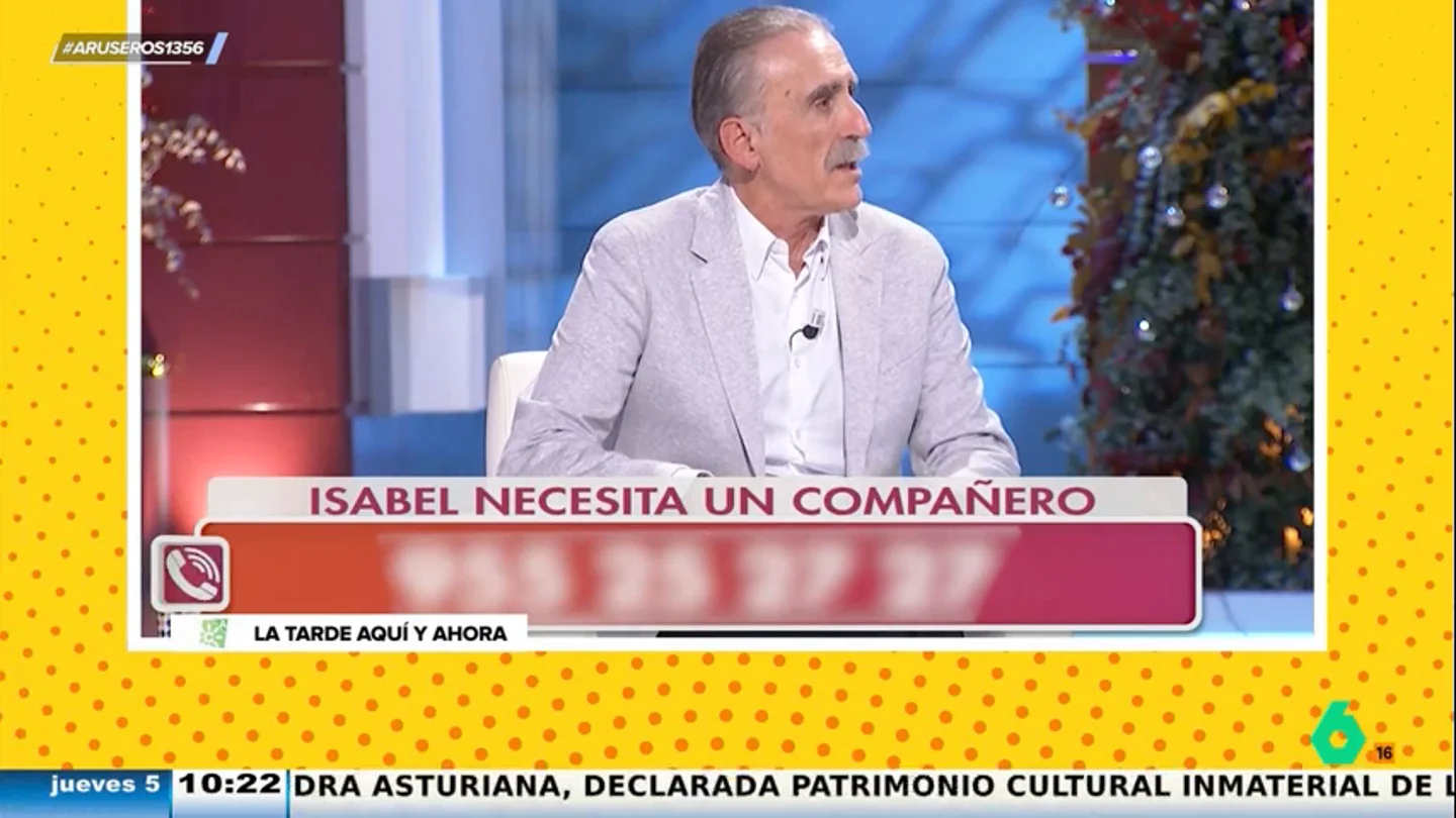 El 'zasca' de Juan y Medio a Eva Ruiz: "¡Cómo estás esperando a que caiga mi cadáver para sentarte aquí!" El 'zasca' de Juan y Medio a Eva Ruiz: "¡Cómo estás esperando a que caiga mi cadáver para sentarte aquí!"