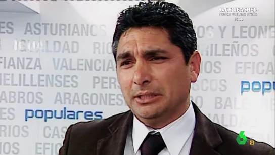 Así cambió la vida de Juan José Cortés tras la muerte de su hija Mari Luz "Él cree que en esta carrera le está haciendo justicia a su hija, pero también creo que se ha gustado, se ha creído ese papel de líder y lo está ejerciendo a conciencia", comentaba en este vídeo Luz Sánchez-Mellado, autora de 'Ciudadano Cortés'.