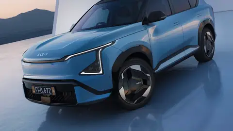 Así es el nuevo KIA EV5 GT Line, con receta Sportage en línea deportiva 4x4 y preparado para plantar cara al Tesla Model Y Kia EV5 GT Line