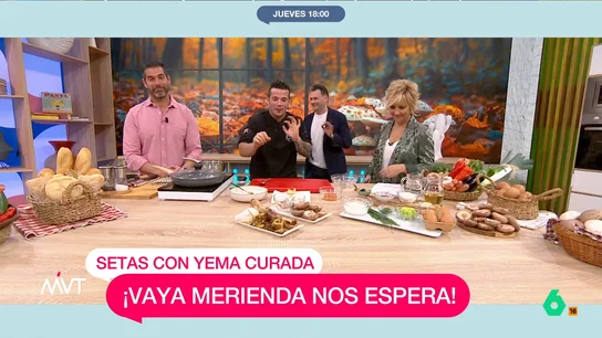 Pablo Ojeda, a Iñaki López: "Me gustaría hacer una sección a las 00:00 para darle a este señor un chatín de vino alguna vez" Carlos Maldonado y Pablo Ojeda cocinan hoy setas con yema de huevo en tempura, un plato estrella Michelin que entusiasma a Iñaki López, como se puede ver en este vídeo de Más Vale Tarde.