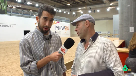 Isma Juárez, al descubrir el precio de "apadrinar" a un caballo Isma Juárez intenta averiguar todo lo posible sobre el mundo del caballo en la Madrid Horse Week, donde entrevista al dueño de 25 caballos para saber cuánto cuesta uno de estos animales y si la equitación es elitista.