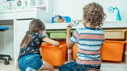 Niños jugando Niños jugando