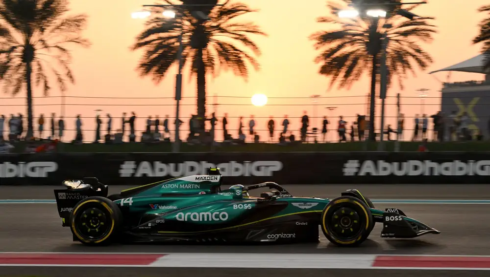 Fernando Alonso 'pegó' un palo público a su equipo Fernando Alonso 'pegó' un palo público a su equipo