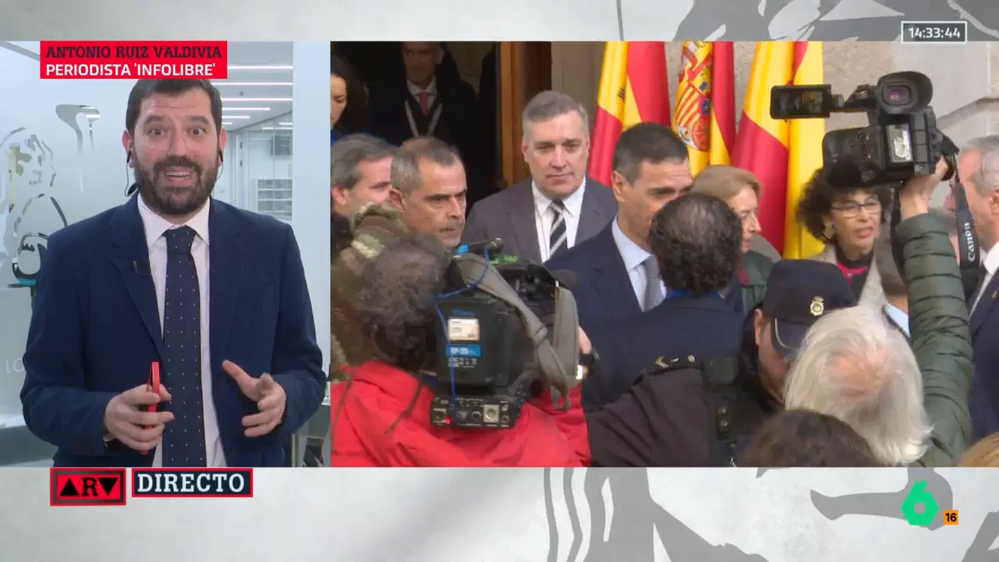 Valdivia, sobre la situación del Gobierno: "Mónica García dice que ve a Sánchez como un toro" Valdivia, sobre la situación del Gobierno: "Mónica García dice que ve a Sánchez como un toro"