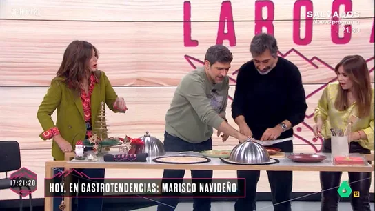 El inesperado reto entre Nacho García y Juan del Val: ¿Quién pelará mejor los langostinos? El inesperado reto entre Nacho García y Juan del Val: ¿Quién pelará mejor los langostinos?