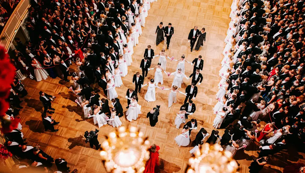 Apertura del Baile de la Ópera de Viena Apertura del Baile de la Ópera de Viena