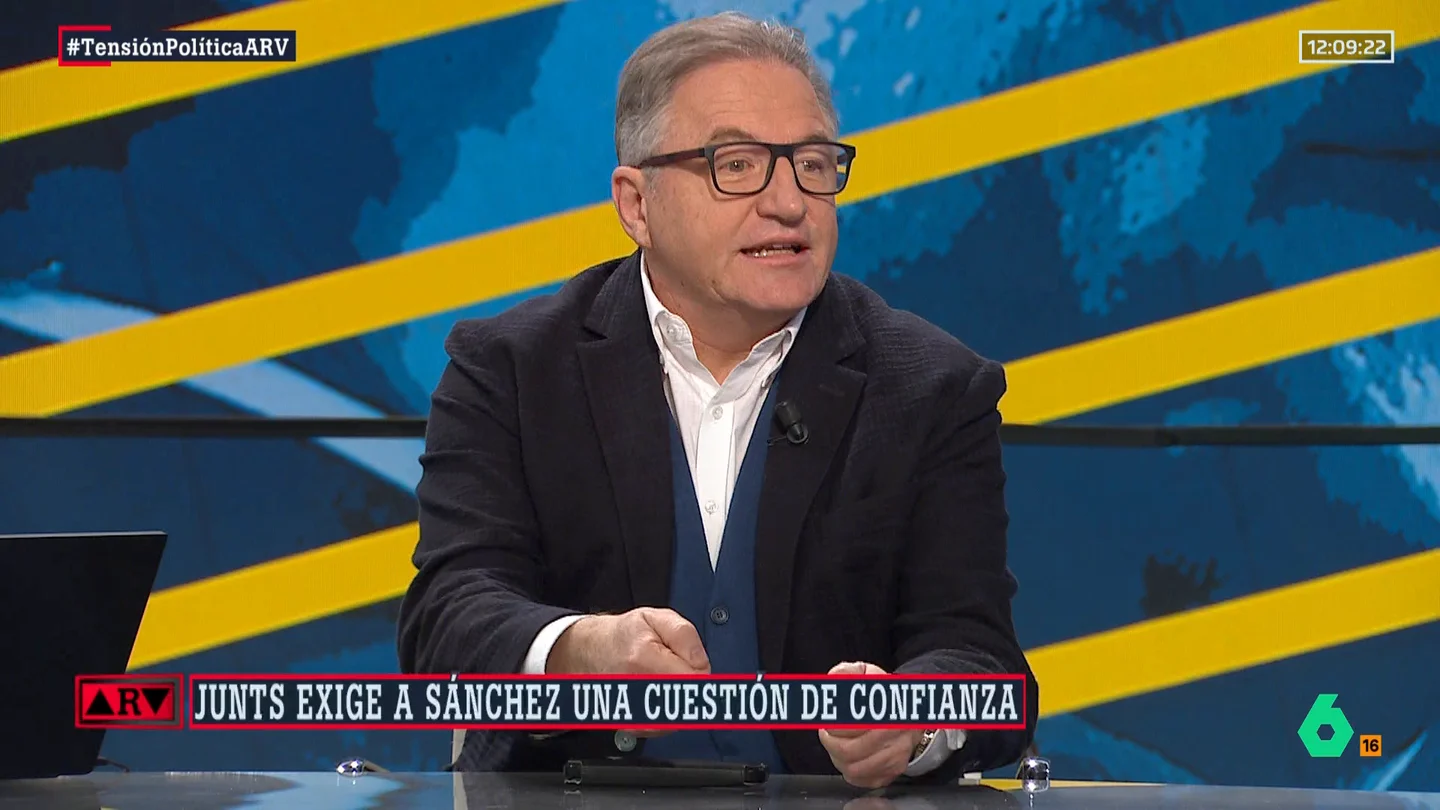 Carlos Segovia analiza las declaraciones de Puigdemont: "Demuestra que tiene poder" Carlos Segovia analiza las declaraciones de Puigdemont: "Demuestra que tiene poder"