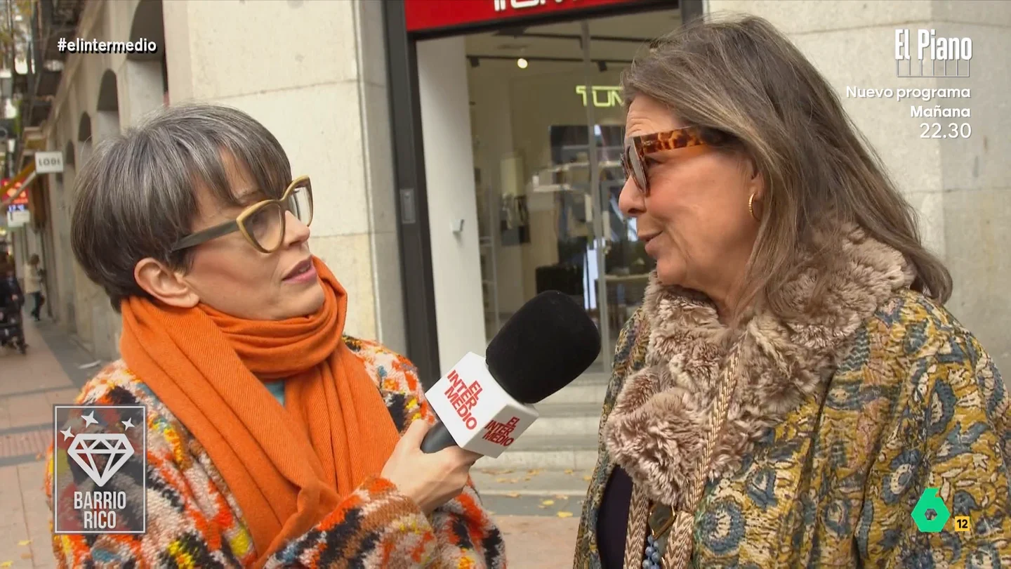 Una mujer de barrio rico, sobre cómo solucionaría el problema de la vivienda: "Nos tendrían que dar ayudas a mayores" El problema de la vivienda afecta a todo el país pero, ¿cómo lo afrontan en un barrio rico? ¿Y en un barrio obrero? Thais Villas ha visitado estos lugares para conocer las opiniones de sus ciudadanos.