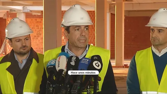 Mazón afea a Sánchez Mazón durante un acto en Torrevieja (Alicante)