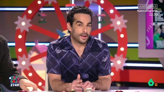 Juan Sanguino analiza los retoques de Carmen Borrego: "La anestesia le sienta fatal, la tuvieron que reducir entre seis personas" Juan Sanguino analiza los retoques de Carmen Borrego: "La anestesia le sienta fatal, la tuvieron que reducir entre seis personas"