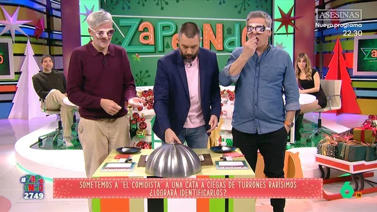 Mikel López Iturriaga deja a los zapeadores sin palabras al adivinar no solo el sabor, sino el creador del turrón de plancton Mikel López Iturriaga deja a los zapeadores sin palabras al adivinar no solo el sabor, sino el creador del turrón de plancton