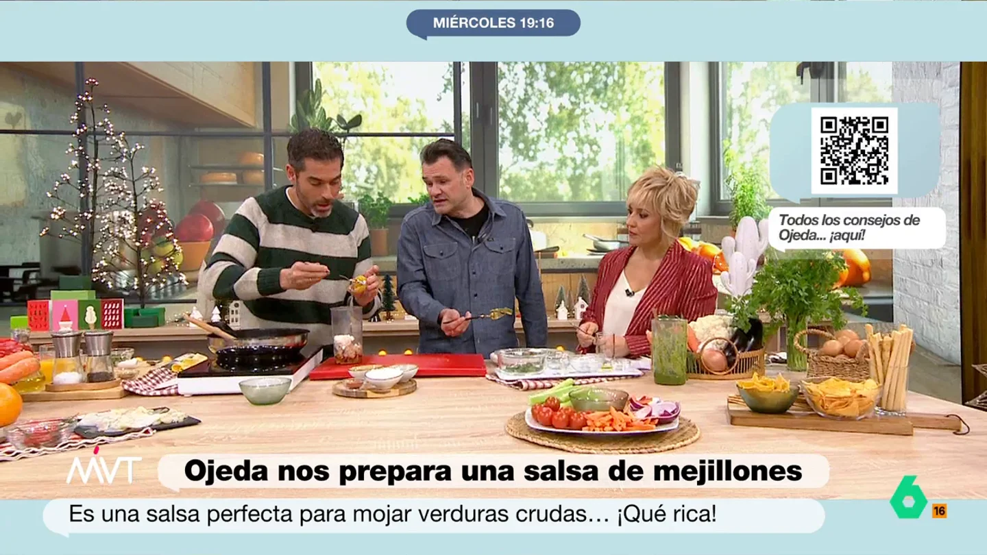 Pablo Ojeda explica cómo elaborar una salsa de mejillones: la receta paso a paso Esta salsa puede ser el acompañante perfecto a una tabla de verduras crudas y convertirse en un aperitivo delicioso y, sobre todo, muy saludable. Descubre la receta en el vídeo principal.