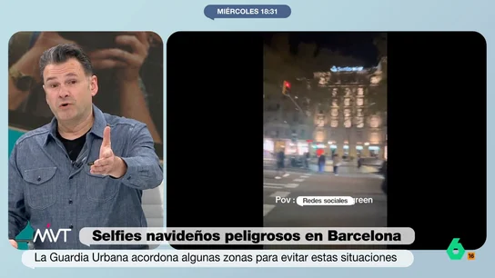 Iñaki López, a los que se la juegan por un selfie navideño: "Al final nos extinguiremos con actitudes como estas" Más Vale Tarde analiza en este vídeo la peligrosa 'tradición' de invadir la calzada en el paseo de Gracia de Barcelona para hacerse un selfie con las luces de Navidad. En este vídeo, Iñaki López pide a la gente que "no tienen a la selección natural".