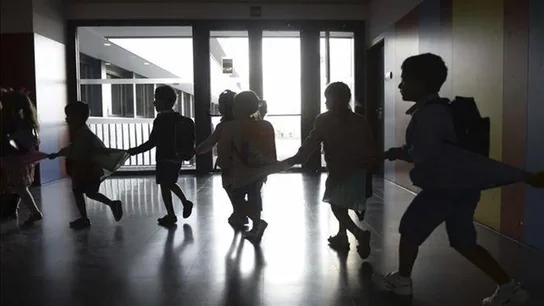 Niños en el colegio Niños en el colegio