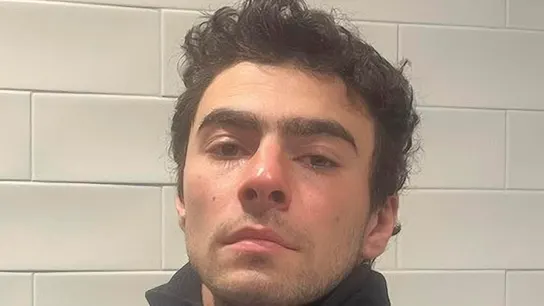 Luigi Mangione, presunto asesino de Brian Thompson, CEO de United Healthcare Posado de Luigi Mangione