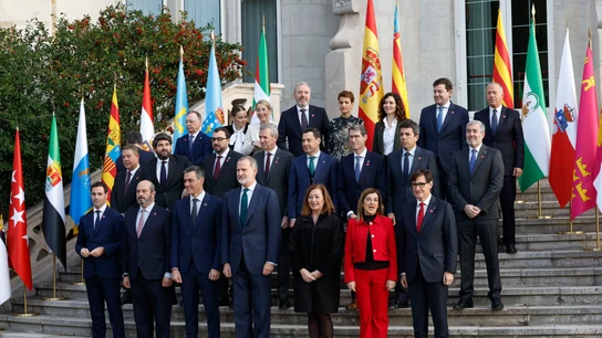 Foto de familia durante la pasada Conferencia de Presidentes celebrada el pasado diciembre en Santander. Foto de familia durante la pasada Conferencia de Presidentes celebrada el pasado diciembre en Santander.