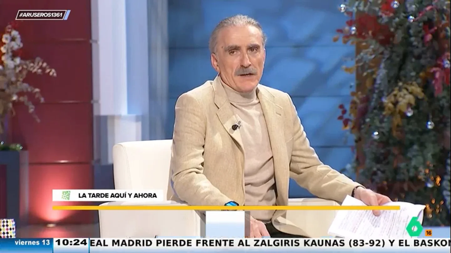 Juan y Medio, a su público al preguntar cómo llevan la decoración navideña: "No tenéis vergüenza" Juan y Medio, a su público al preguntar cómo llevan la decoración navideña: "No tenéis vergüenza"