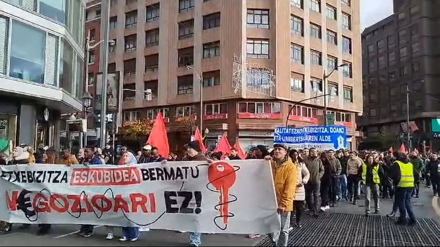Manifestación en Bilbao por el derecho a la vivienda Manifestación en Bilbao por el derecho a la vivienda