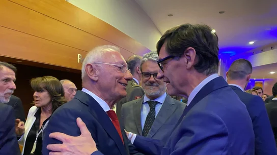 Fundador de Mango, Isak Andic, y el president de la Generalitat de Catalunya, Salvador Illa Fundador de Mango, Isak Andic, y el president de la Generalitat de Catalunya, Salvador Illa