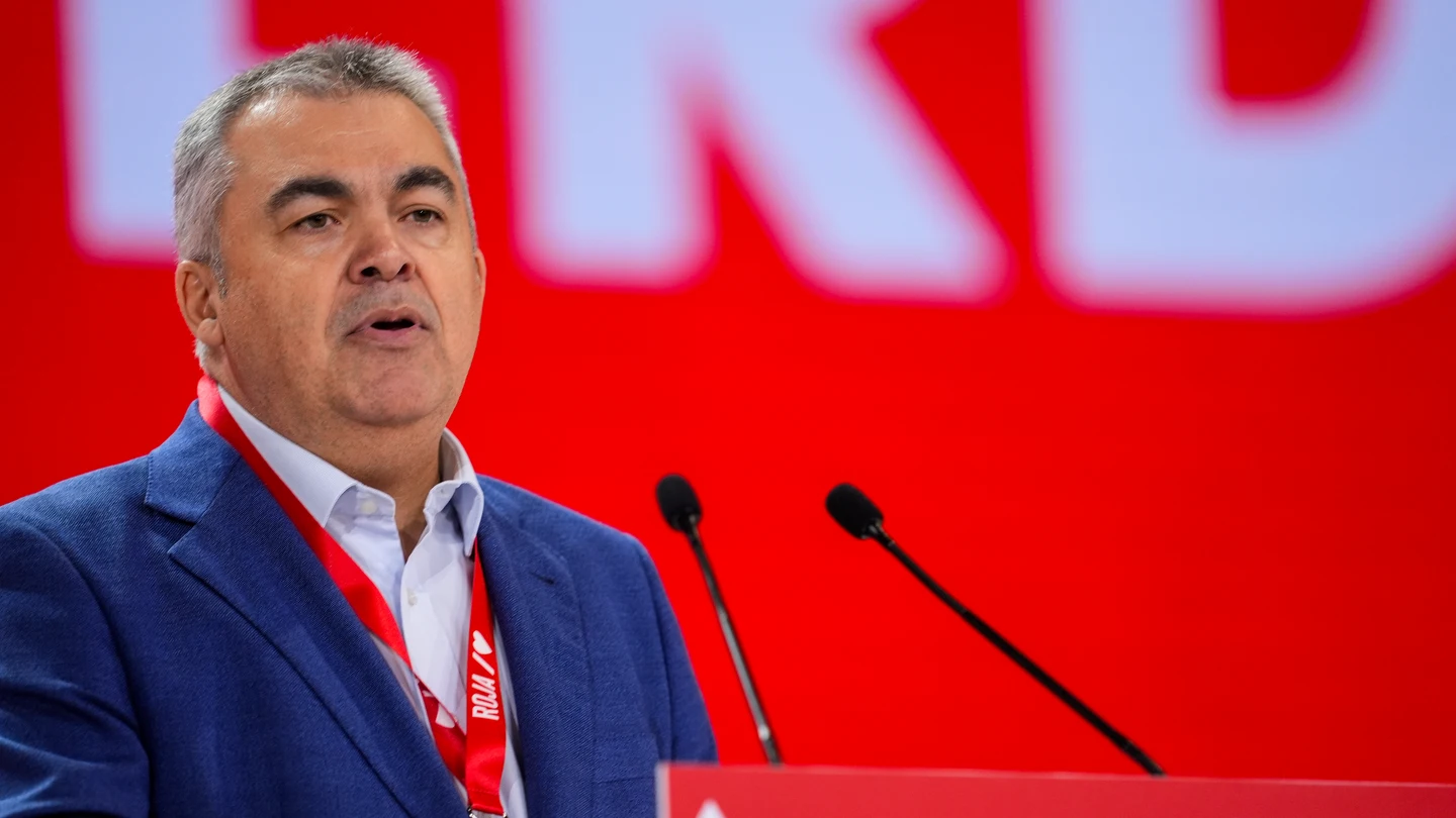 El secretario de organización del PSOE, Santos Cerdán, durante el 40º Congreso Federal de la formación. El secretario de organización del PSOE, Santos Cerdán, durante el 40º Congreso Federal de la formación.