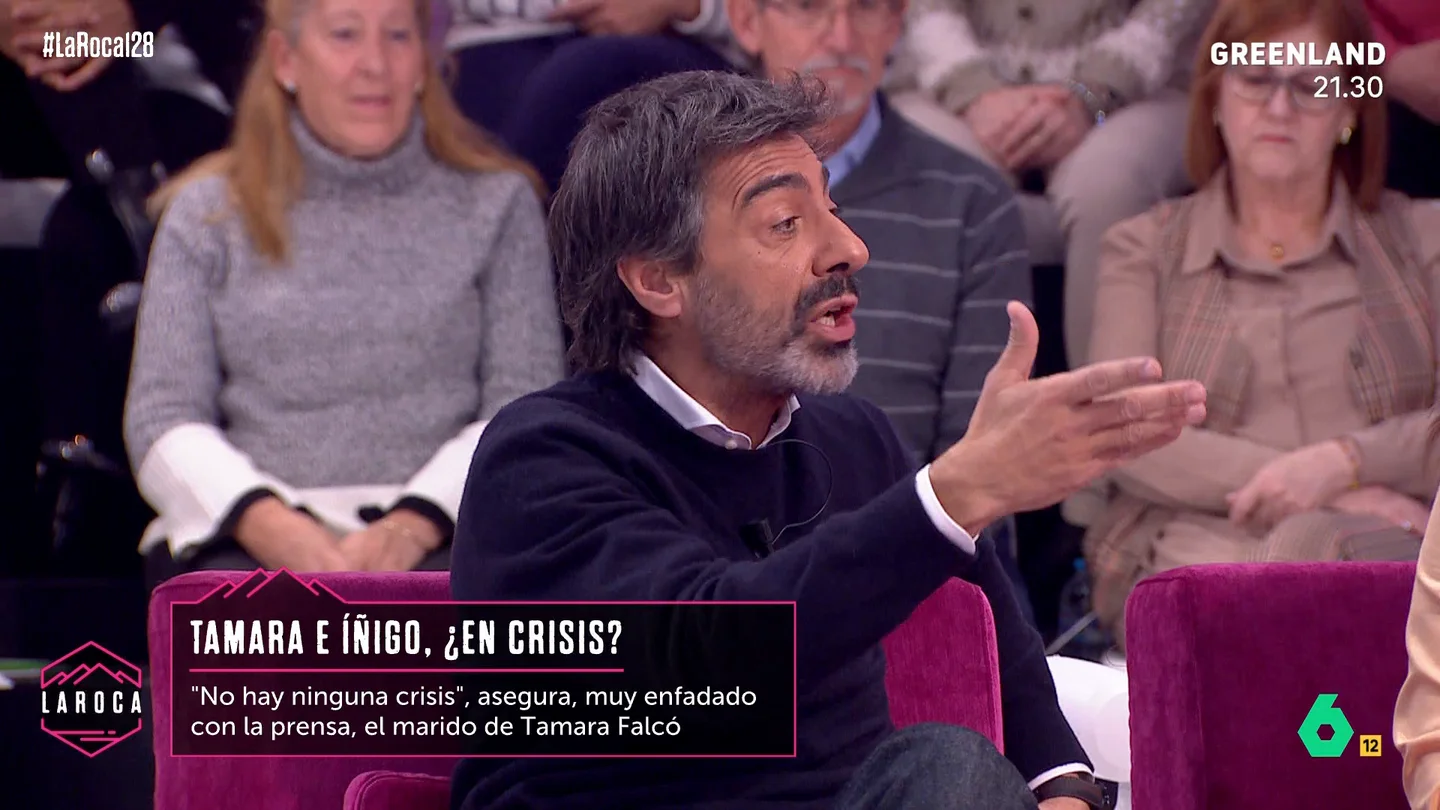 Juan del Val habla de los rumores de crisis con Nuria Roca que persiguieron a la pareja el verano pasado: "Nos cabreamos" Juan del Val habla de los rumores de crisis con Nuria Roca que persiguieron a la pareja el verano pasado: "Nos cabreamos"