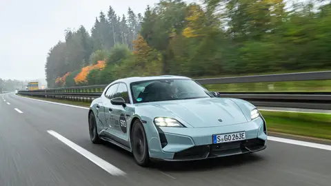 Porsche Taycan 1111 km Challenge Porsche Taycan 1111 km Challenge