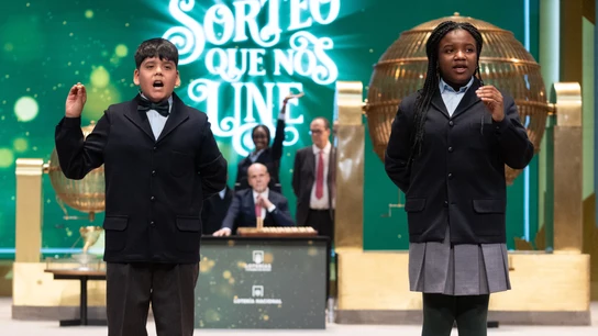 Yesica Paola Valencia y Francisco Moreno, los niños que cantaron el Gordo de 2023 Yesica Paola Valencia y Francisco Moreno, los niños que cantaron el Gordo de 2023