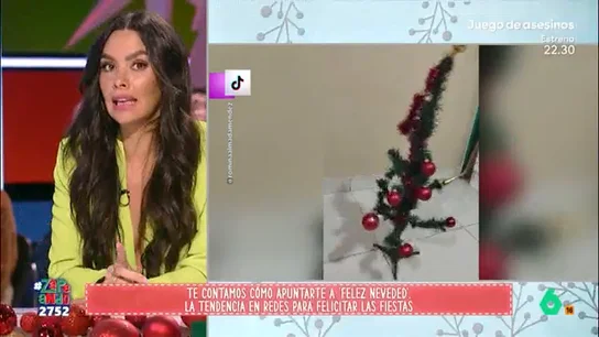 Zapeando presenta la tendencia viral 'Felez Neveded', una mezcla de humor, villancicos y árboles de Navidad muy peculiares Zapeando presenta la tendencia viral 'Felez Neveded', una mezcla de humor, villancicos y árboles de Navidad muy peculiares