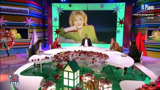 Zapeando lamenta el fallecimiento de Marisa Paredes: "Era la voz más reconocible del teatro y cine español" Zapeando lamenta el fallecimiento de Marisa Paredes: "Era la voz más reconocible del teatro y cine español"