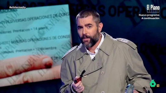 El 'detective' Dani Mateo incapaz de solucionar el caso Koldo: "Soy una mierda, no tengo nada en absoluto" El 'detective' Dani Mateo incapaz de solucionar el caso Koldo: "Soy una mierda, no tengo nada en absoluto"