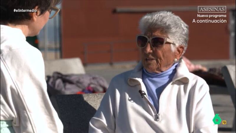 Bárbara Martínez, una monitora de gimnasia de 88 años, a Thais Villas: "No es solo hacer deporte, es hacer un grupo de amigas"