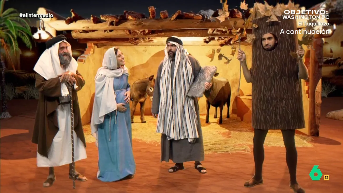 El Intermedio 'muestra' cómo fue la búsqueda de piso de la 'Virgen María' y 'José' horas de antes de nacer el niño Jesús La crisis de la vivienda ya se sufría en el año cero cuando José y María estaban buscando dónde quedarse a pocas horas de que naciera el niño Jesús. No te lo pierdas en el vídeo principal.
