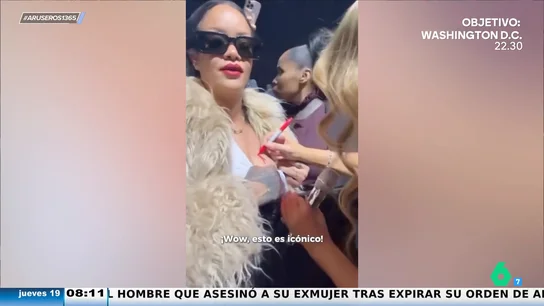 El momento viral en el que Rihanna pide a Mariah Carey que le firme una teta: "¡Me encanta!" El momento viral en el que Rihanna pide a Mariah Carey que le firme una teta: "¡Me encanta!"