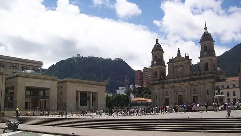 Plaza de Bolívar de Bogotá Plaza de Bolívar de Bogotá