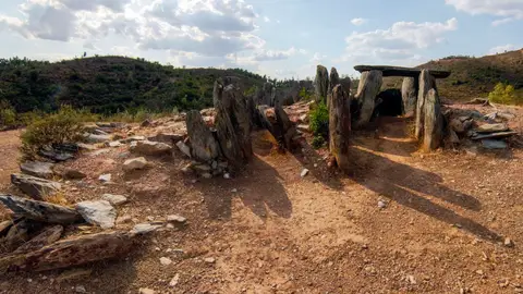 Dolmen de El Pozuelo Dolmen de El Pozuelo