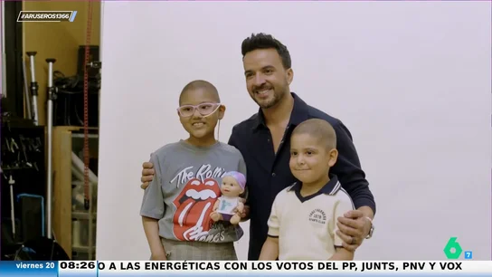 El emotivo momento en el que Luis Fonsi sorprende a dos niños en tratamiento oncológico y canta con ellos El emotivo momento en el que Luis Fonsi sorprende a dos niños en tratamiento oncológico y canta con ellos