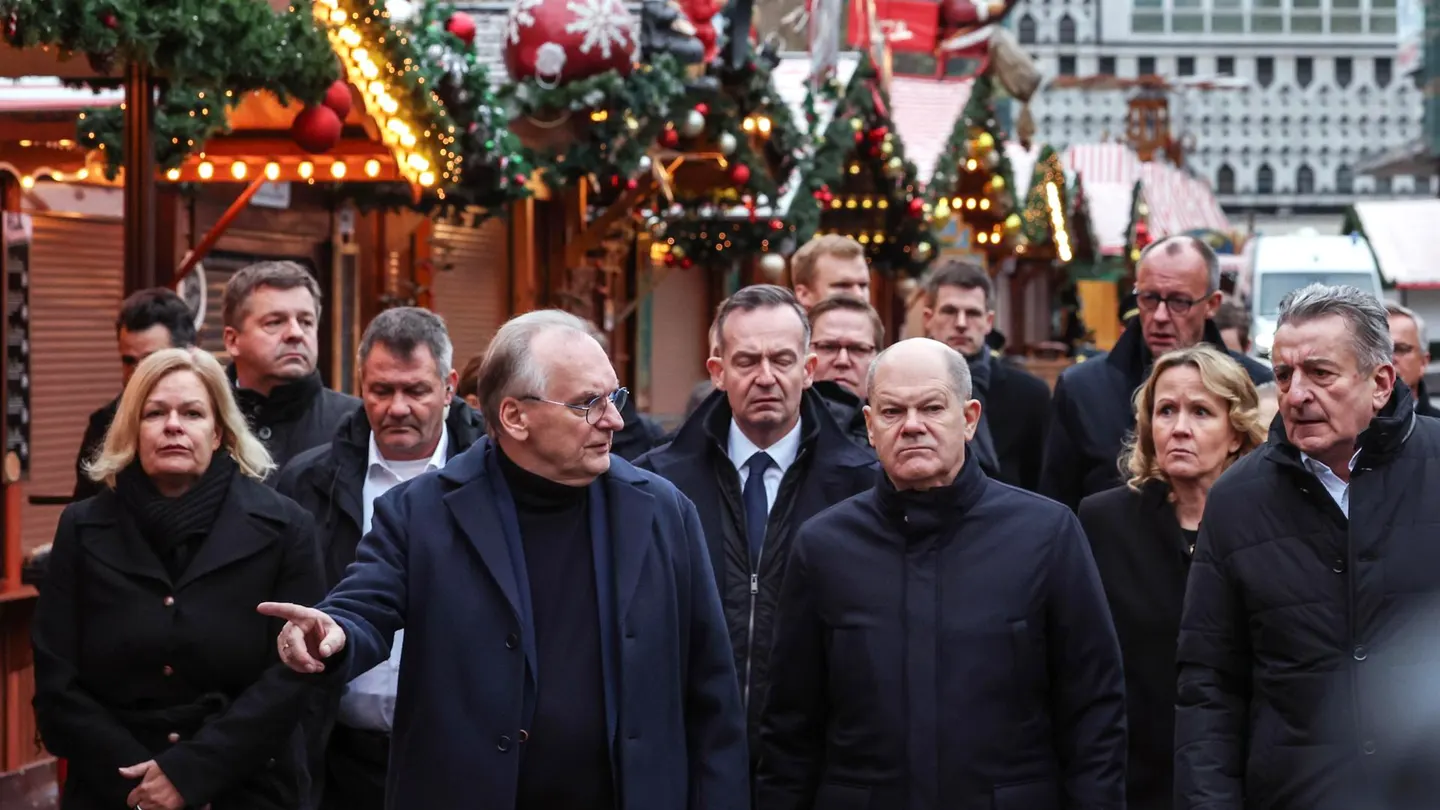 El canciller Olaf Scholz visita el escenario del atropello masivo de Magdeburgo El canciller Olaf Scholz visita el escenario del atropello masivo de Magdeburgo