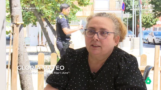 Una extrabajadora de 'Anita, la fantástica' recuerda los lujos que se permitía la estafadora: "Podía llevar 10 billetes de 50 euros en la cartera" Una extrabajadora de 'Anita, la fantástica' recuerda los lujos que se permitía la estafadora: "Podía llevar 10 billetes de 50 euros en la cartera"