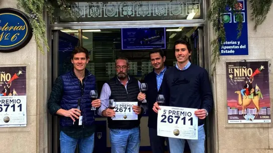 'Lotería María del Carmen', la administración de Logroño que ha repartido el Gordo 2024. 'Lotería María del Carmen', la administración de Logroño que ha repartido el Gordo 2024.