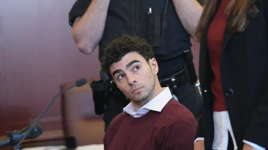 Luigi Mangione durante su audiencia en el Tribunal Supremo del Estado de Nueva York. Luigi Mangione durante su audiencia en el Tribunal Supremo del Estado de Nueva York.